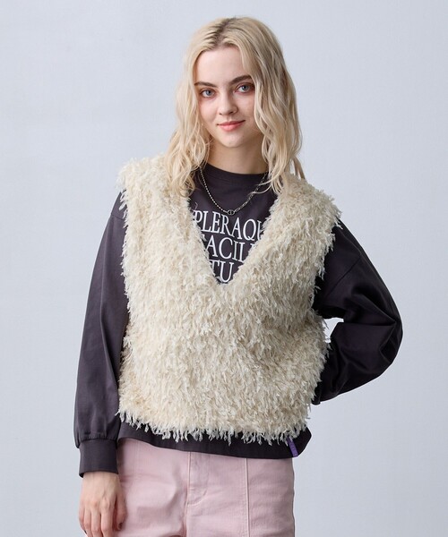 NICOLE CLUB（ニコル　クラブ）の「【ZELDA】グラフィックデザインロングTシャツ（Tシャツ/カットソー・レディース・その他4/その他3/その他5/その他2・FREE）」の3枚目の写真