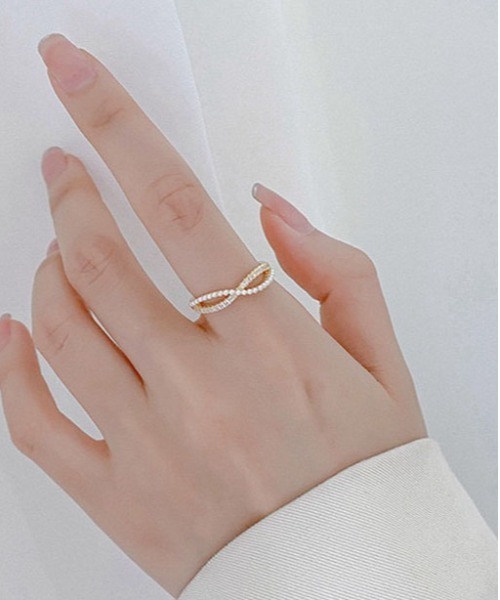 ALWAYS GOOD TIME（オルウェイズグッドタイム）の「ツイストパール＆ジルコンデザインオープンリング（リング・レディース・ゴールド/シルバー/ピンクゴールド・FREE）」の9枚目の写真