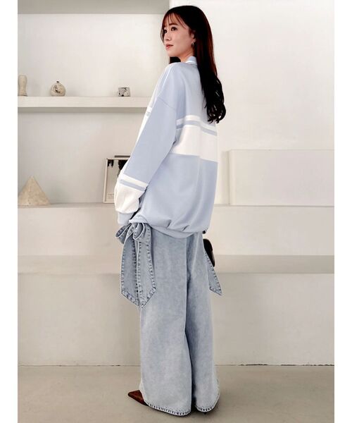 dazzlin(ダズリン)の「【≠ME 谷崎早耶コラボ】ポロライクラインミドルスウェット(スウェット・レディース・ネイビー/ピンク/ブルー・FREE)」の17枚目の写真