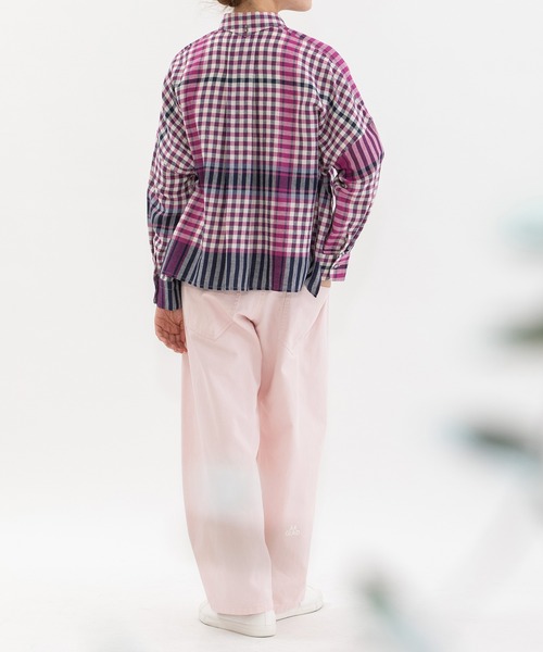 nop de nod(ノップドゥノッド)の「<サイズ展開あり>Pommeカーブデニムパンツ(デニムパンツ・レディース・ブラック/ブルー系その他/インディゴブルー/ピンク・3/2)」の22枚目の写真