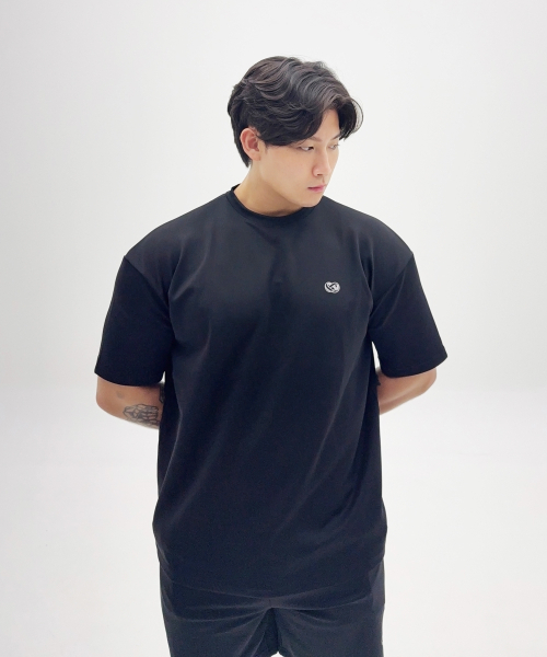 BARBELLWORKS(バーベルワークス)の「2026ロゴオーバーサイズ(Tシャツ/カットソー・メンズ・ホワイト/ブラック・LARGE/X-LARGE)」の5枚目の写真