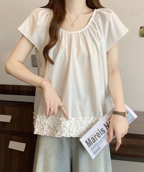 SallyLunn(サリーラン)の「ギャザーネックフレンチスリーブブラウス(シャツ/ブラウス・レディース・ホワイト/ブラック・LARGE/MEDIUM)」の9枚目の写真