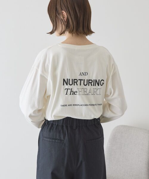 AMERICAN HOLIC(アメリカンホリック)の「NURTURING 刺繍ロゴロンT(Tシャツ/カットソー・レディース・アイボリー/チャコールグレー/オフホワイト・M/L)」の11枚目の写真