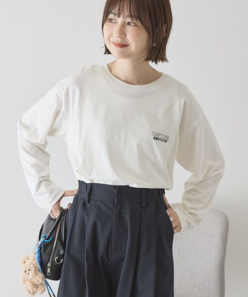 AMERICAN HOLIC(アメリカンホリック)の「NURTURING 刺繍ロゴロンT(Tシャツ/カットソー・レディース・アイボリー/チャコールグレー/オフホワイト・M/L)」の12枚目の写真