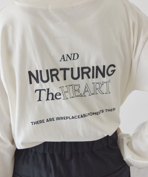 AMERICAN HOLIC(アメリカンホリック)の「NURTURING 刺繍ロゴロンT(Tシャツ/カットソー・レディース・アイボリー/チャコールグレー/オフホワイト・M/L)」の15枚目の写真