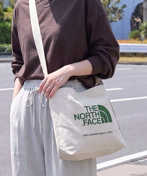 THE NORTH FACE（ザノースフェイス）の「【THE NORTH FACE】ORGANIC C MUSETTE（ショルダーバッグ・メンズ・ブラック/アイボリー系4/アイボリー系3/アイボリー系2/オリーブ/アイボリー系1・FREE）」の4枚目の写真