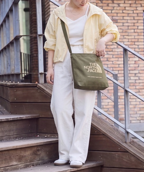 THE NORTH FACE（ザノースフェイス）の「【THE NORTH FACE】ORGANIC C MUSETTE（ショルダーバッグ・メンズ・ブラック/アイボリー系4/アイボリー系3/アイボリー系2/オリーブ/アイボリー系1・FREE）」の13枚目の写真