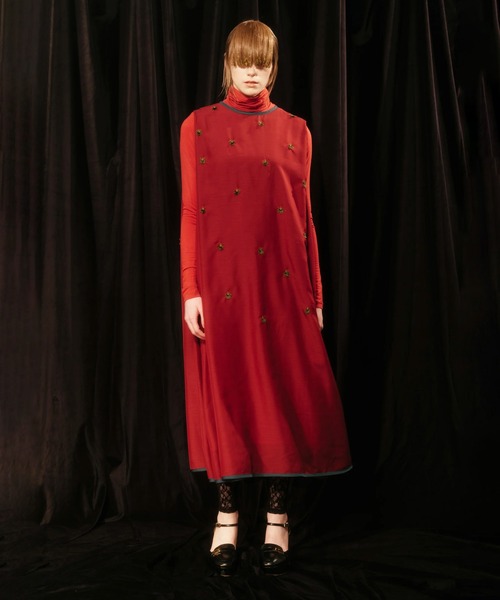 Canaco_(カナコ)の「canaco_: Isokichi Asakura × canaco_ EMBROIDERED NO SLEEVE DRESS(ドレス・レディース・ブラック/ボルドー・2)」の2枚目の写真