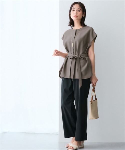 7days Life Styling(セブンデイズライフスタイリング)の「【接触冷感/UVカット】麻調合繊共布リボン付きフレンチスリーブブラウス(シャツ/ブラウス・レディース・ネイビー/ブラウン/ライトベージュ・S/3L/LL/L/M/5L/4L/6L)」の7枚目の写真