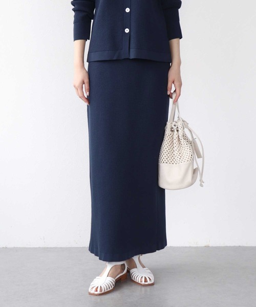 Jines（ジネス）の「ワッフル編みロングスカート（スカート・レディース・ブラウン/ブルー/アイボリー/ネイビー・38）」の3枚目の写真