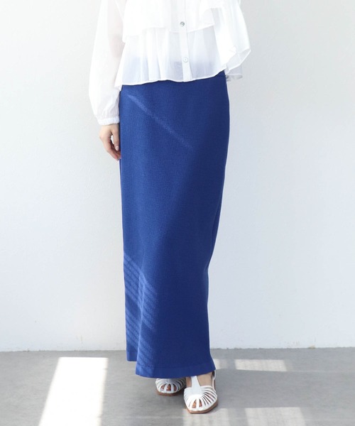 Jines（ジネス）の「ワッフル編みロングスカート（スカート・レディース・ブラウン/ブルー/アイボリー/ネイビー・38）」の4枚目の写真
