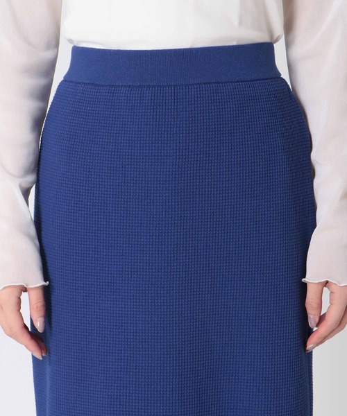 Jines（ジネス）の「ワッフル編みロングスカート（スカート・レディース・ブラウン/ブルー/アイボリー/ネイビー・38）」の12枚目の写真
