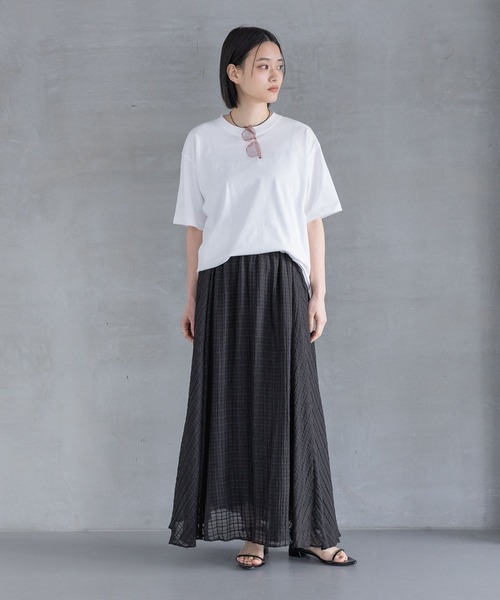 A part by（アパートバイ）の「【Sサイズ展開】シアーチェックフレアースカート（スカート・レディース・オフホワイト/ブラック/ネイビー・MEDIUM/SMALL）」の11枚目の写真