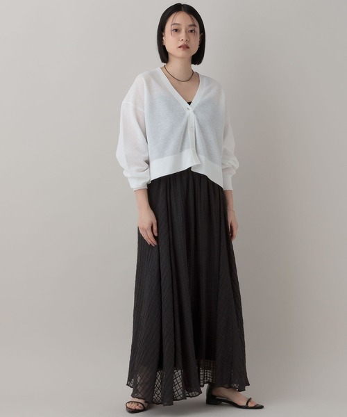 A part by（アパートバイ）の「【Sサイズ展開】シアーチェックフレアースカート（スカート・レディース・オフホワイト/ブラック/ネイビー・MEDIUM/SMALL）」の15枚目の写真