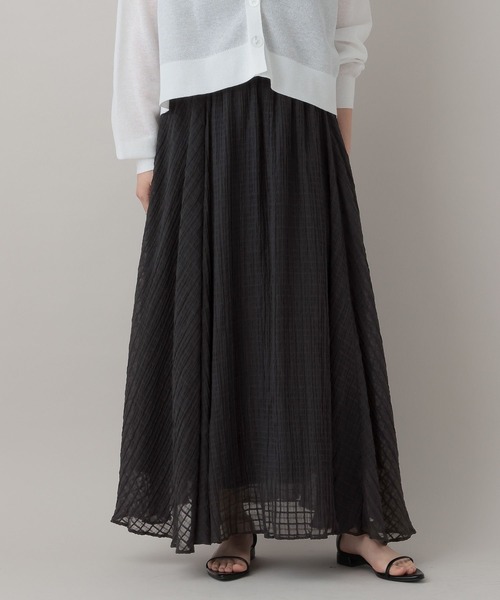 A part by（アパートバイ）の「【Sサイズ展開】シアーチェックフレアースカート（スカート・レディース・オフホワイト/ブラック/ネイビー・MEDIUM/SMALL）」の17枚目の写真