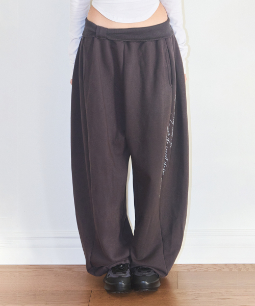 ILLIGO(イリゴ)の「レースリボンスウェットパンツチャコール(スウェットパンツ・レディース・その他・SMALL/MEDIUM)」の1枚目の写真