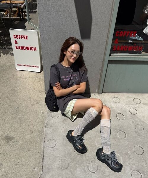 COVERNAT(カバーナット)の「ウィメンズオーバーサイズキャットグラフィックTシャツホワイト(Tシャツ/カットソー・レディース・その他・WS/WM)」の15枚目の写真