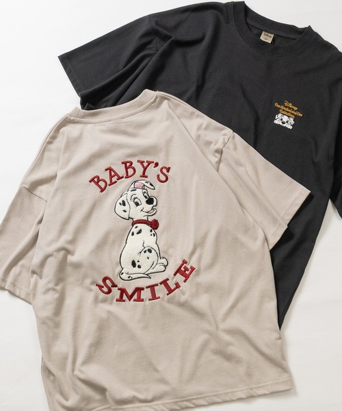 Disney(ディズニー)の「【15】〔Disney/ディズニー〕アソートアップリケ サガラ刺繍 クルーネックTシャツ ミッキーマウス/ベイマックス/101匹わんちゃん/ルシファー(Tシャツ/カットソー・メンズ・ホワイト系2/ベージュ系2/ホワイト系4/ブルー系2/ブラック系2/ホワイト系5/ホワイト系3/グレー系5/グレー系4/グレー系3/ホワイト系1/ベージュ系1/ブラック系1/ブルー系1・X-LARGE/LARGE/MEDIUM)」の11枚目の写真