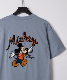 Disney（ディズニー）の「【15】〔Disney/ディズニー〕アソートアップリケ サガラ刺繍 クルーネックTシャツ ミッキーマウス/ベイマックス/101匹わんちゃん/ルシファー（Tシャツ/カットソー）」