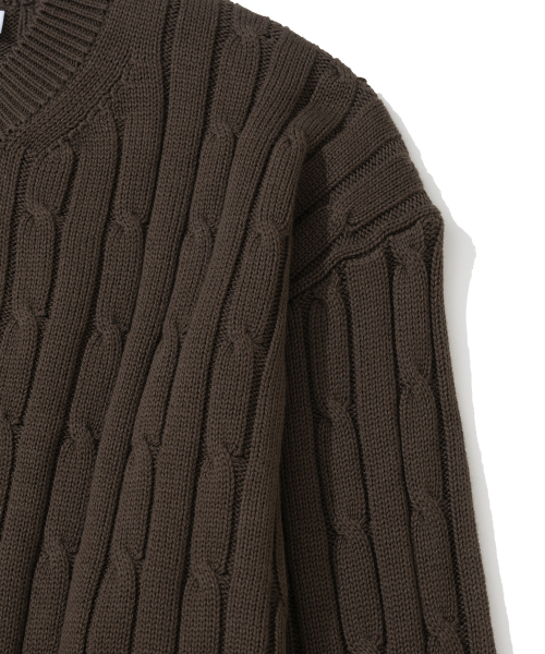 KNITTED(ニッティド)の「コットンケーブルラウンドニット ブラウン(ニット/セーター・レディース・その他・M/L/XL)」の4枚目の写真