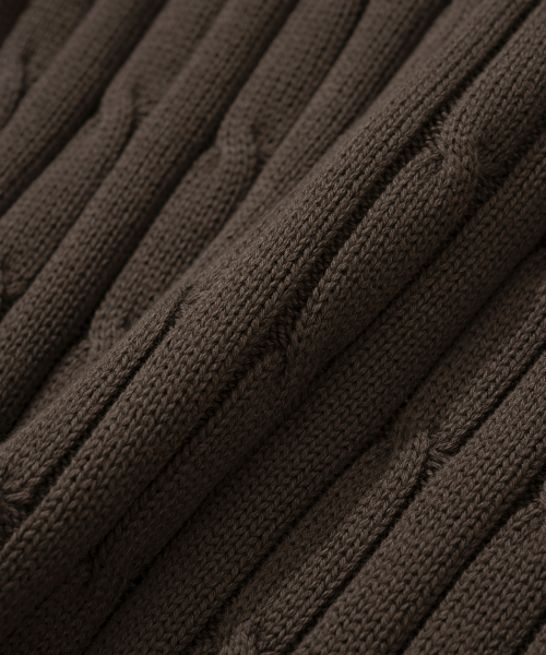 KNITTED(ニッティド)の「コットンケーブルラウンドニット ブラウン(ニット/セーター・レディース・その他・M/L/XL)」の6枚目の写真