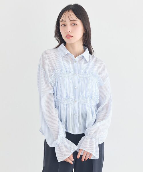 earth music&ecology（アースミュージックアンドエコロジー）の「シャーリングストライプシャツ（シャツ/ブラウス・レディース・ブルー系その他7/ベージュ系その他2/ホワイト系その他5・FREE）」の11枚目の写真