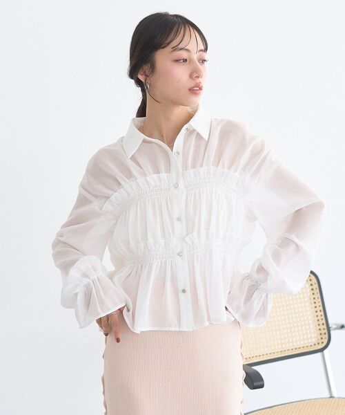 earth music&ecology(アースミュージックアンドエコロジー)の「シャーリングストライプシャツ(シャツ/ブラウス・レディース・ブルー系その他7/ベージュ系その他2/ホワイト系その他5・FREE)」の22枚目の写真