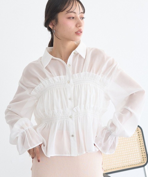 earth music&ecology(アースミュージックアンドエコロジー)の「シャーリングストライプシャツ(シャツ/ブラウス・レディース・ブルー系その他7/ベージュ系その他2/ホワイト系その他5・FREE)」の2枚目の写真