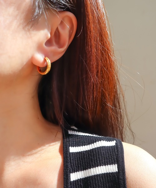 IRIEBEACH(アイリービーチ)の「Dome hoop pierce/【ハワイアンジュエリー】【サージカルステンレス】【金属アレルギー対応】【IRIEBEACH / アイリービーチ】つけっぱなしOK(ピアス(片耳用)・レディース・シルバー/ゴールド/ピンク・FREE)」の9枚目の写真