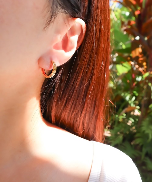 IRIEBEACH(アイリービーチ)の「Dome hoop pierce/【ハワイアンジュエリー】【サージカルステンレス】【金属アレルギー対応】【IRIEBEACH / アイリービーチ】つけっぱなしOK(ピアス(片耳用)・レディース・シルバー/ゴールド/ピンク・FREE)」の6枚目の写真