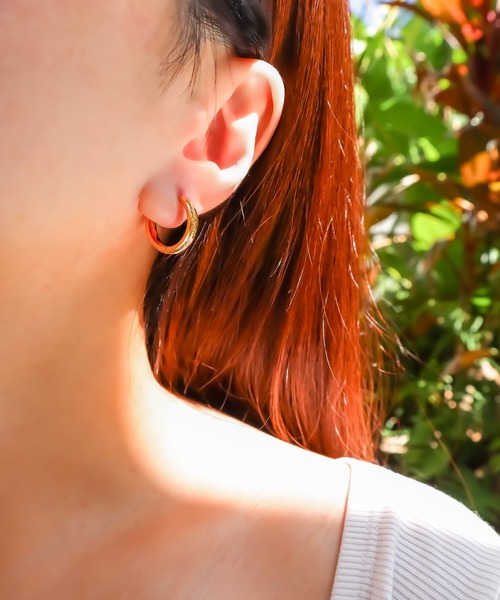 IRIEBEACH(アイリービーチ)の「Dome hoop pierce/【ハワイアンジュエリー】【サージカルステンレス】【金属アレルギー対応】【IRIEBEACH / アイリービーチ】つけっぱなしOK(ピアス(片耳用)・レディース・シルバー/ゴールド/ピンク・FREE)」の7枚目の写真