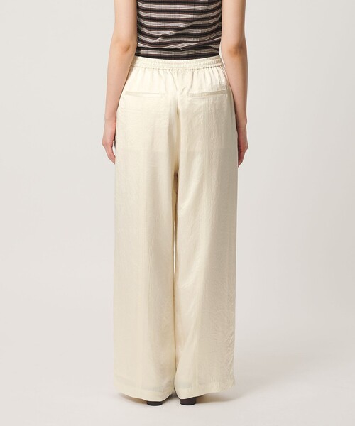BEAUTY&YOUTH UNITED ARROWS（ビューティーアンドユースユナイテッドアローズ）の「アセテートサテン ワイド イージーパンツ ウォッシャブル/オフホワイト（その他パンツ・レディース・オフホワイト・S/M）」の7枚目の写真