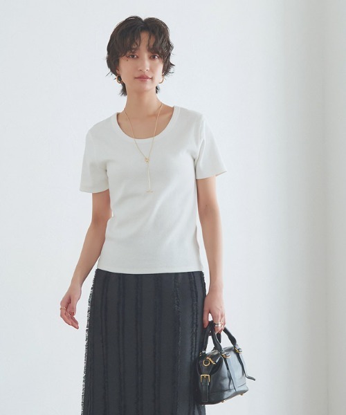 RASW（ラス）の「【Akaneさんコラボアイテム】[RASW]テレコリブTシャツ（Tシャツ/カットソー・レディース・オフホワイト/ブラック・LL/L/M）」の4枚目の写真