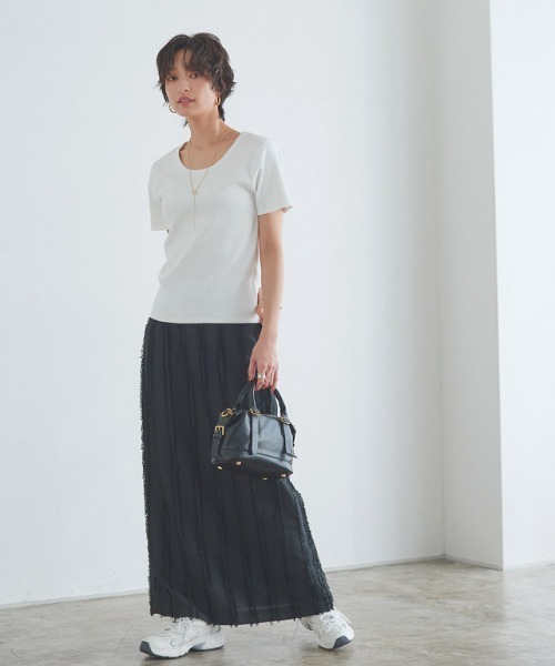 RASW（ラス）の「【Akaneさんコラボアイテム】[RASW]テレコリブTシャツ（Tシャツ/カットソー・レディース・オフホワイト/ブラック・LL/L/M）」の6枚目の写真