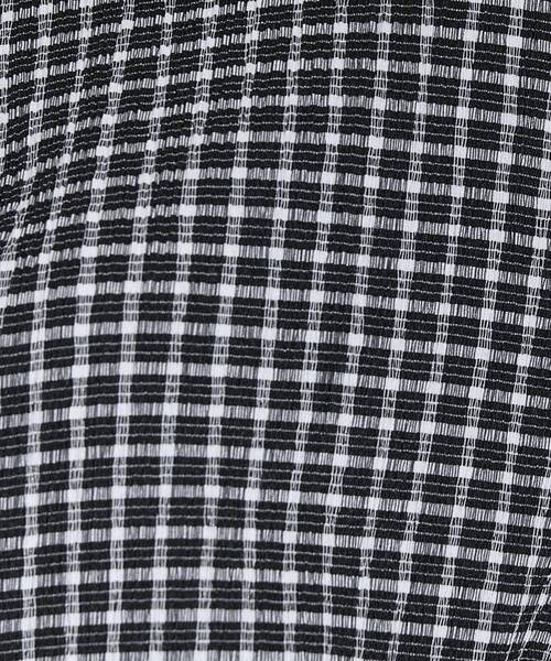 INDIVI（インディヴィ）の「【UVケア／吸汗速乾】チェック柄タックボリュームスリーブトップス（Tシャツ/カットソー・レディース・ブラック系1/ネイビー系1/ホワイト系2/スモーキーグリーン系2・38/19/15 /13/05/34）」の13枚目の写真