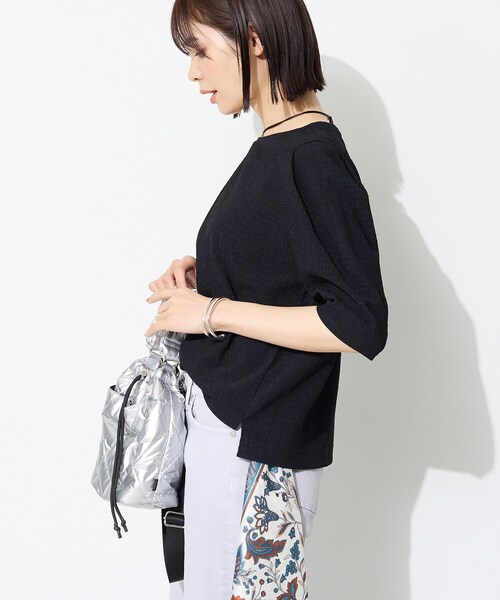 INDIVI（インディヴィ）の「【UVケア／吸汗速乾】チェック柄タックボリュームスリーブトップス（Tシャツ/カットソー・レディース・ブラック系1/ネイビー系1/ホワイト系2/スモーキーグリーン系2・38/19/15 /13/05/34）」の19枚目の写真