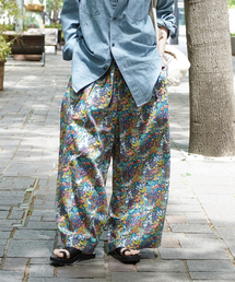 JOURNAL STANDARD LUXE | リバティフラワー タックパンツ(その他パンツ)