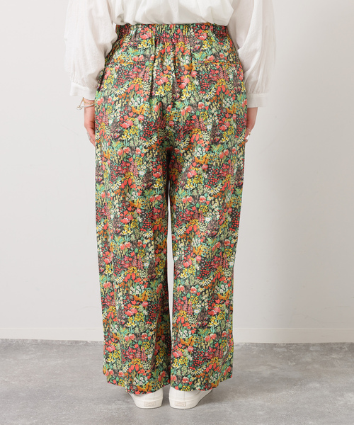 JOURNAL STANDARD LUXE(ジャーナルスタンダード ラックス)の「リバティフラワー タックパンツ(その他パンツ・レディース・ブルー/カーキ・FREE)」の8枚目の写真