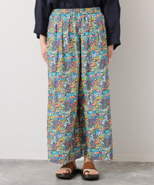 JOURNAL STANDARD LUXE(ジャーナルスタンダード ラックス)の「リバティフラワー タックパンツ(その他パンツ・レディース・ブルー/カーキ・FREE)」の10枚目の写真