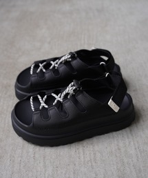 UGG(アグ)】W GOLDENGLOW TOGGLE（サンダル）｜UGG（アグ）の