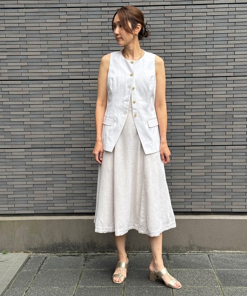 BANANA REPUBLIC FACTORY STORE(バナナリパブリック ファクトリーストア)の「BANANA REPUBLIC FACTORY STORE リネン ブレンド ドレーピー ミディ ワンピース(ワンピース・レディース・ブラック/ナチュラル・L/M/S/XS)」の6枚目の写真