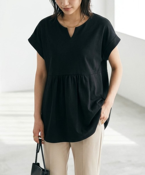 itto...（イット）の「綿100％切替フレアペプラムトップス（Tシャツ/カットソー・レディース・ブラック/アイボリー・M）」の2枚目の写真