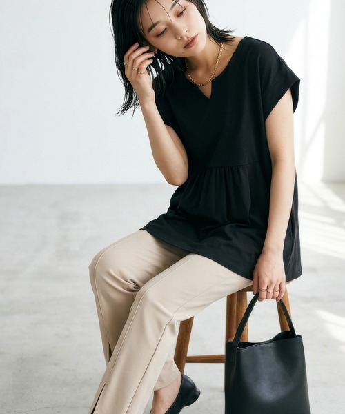 itto...（イット）の「綿100％切替フレアペプラムトップス（Tシャツ/カットソー・レディース・ブラック/アイボリー・M）」の20枚目の写真