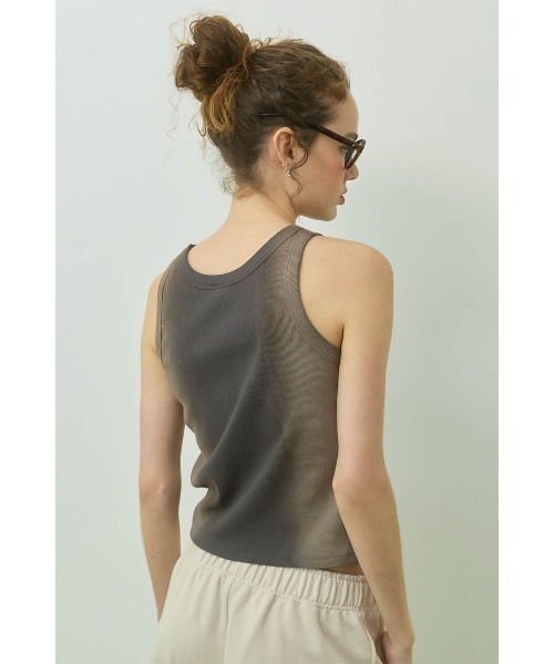 ALEXIA STAM(アリシアスタン)の「Sprayed Rib Tank Top /スプレー加工タンクトップ(タンクトップ・レディース・グレー/チャコールグレー・S/M)」の4枚目の写真