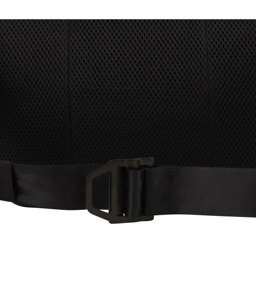 CHROME(クローム)の「【CHROME/クローム】 BOT FLAP SLING 5L NAUGHTIAM別注(ボディバッグ/ウエストポーチ・メンズ・ブラック・FREE)」の10枚目の写真