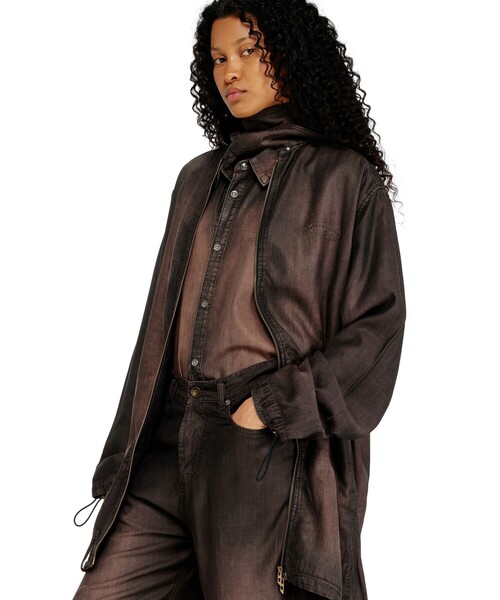 DIESEL（ディーゼル）の「ウィメンズ デニムジャケット DE-TROIT-S（デニムジャケット・レディース・ブラック・LARGE/MEDIUM/SMALL/X-LARGE/X-SMALL）」の2枚目の写真