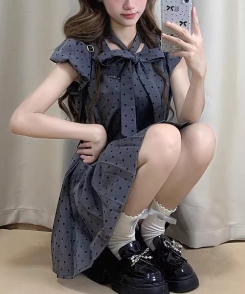 CHUL(チュル)の「ドット柄リボンフリルミニワンピース(ワンピース・レディース・グレー・X-LARGE/LARGE/MEDIUM/SMALL)」の3枚目の写真