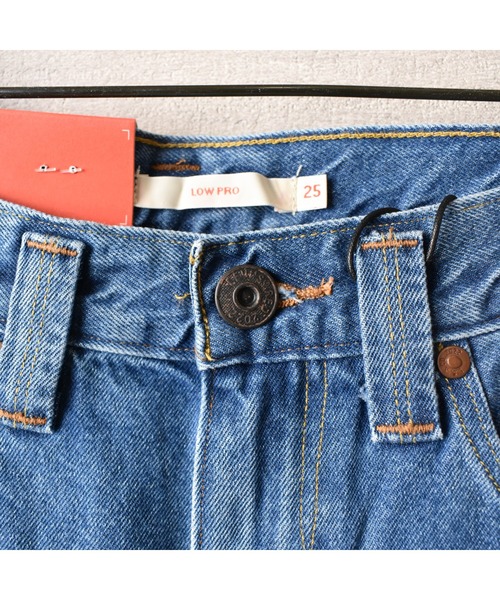 Levi's RED(リーバイスレッド)の「【IW4】【LEVI'S RED/リーバイス レッド】LOW PRO DENIM PANTS A2681-0001(デニムパンツ・レディース・インディゴブルー・25inch/28inch)」の6枚目の写真