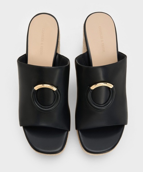 CHARLES & KEITH（チャールズ & キース）の「メタリックアクセント エスパドリーユウェッジ（サンダル・レディース・サンドベージュ/ブラック/マルーン・25cm/24.5cm/23.5cm/23cm/22.5cm/25.5cm）」の9枚目の写真