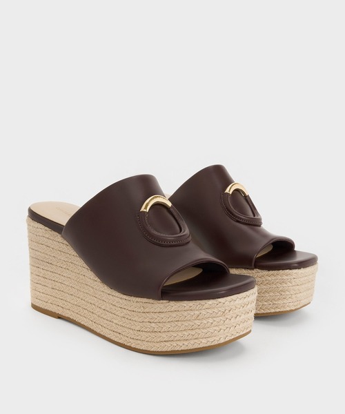 CHARLES & KEITH（チャールズ & キース）の「メタリックアクセント エスパドリーユウェッジ（サンダル・レディース・サンドベージュ/ブラック/マルーン・25cm/24.5cm/23.5cm/23cm/22.5cm/25.5cm）」の12枚目の写真